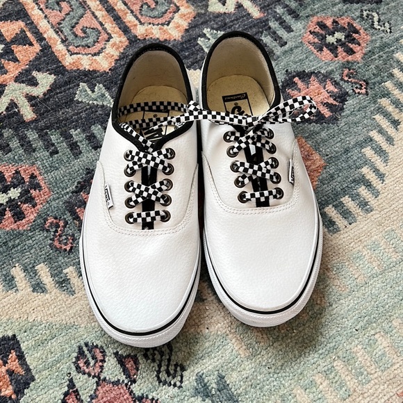 Vans Old Skool Customs - Picture 1 of 6